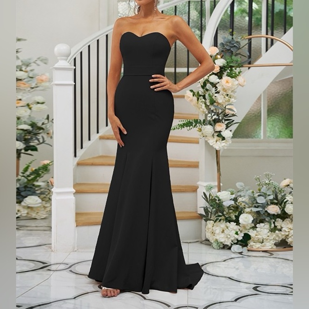 Mermaid Trumpet Black Strapless Bridesmaids / Formal Dress